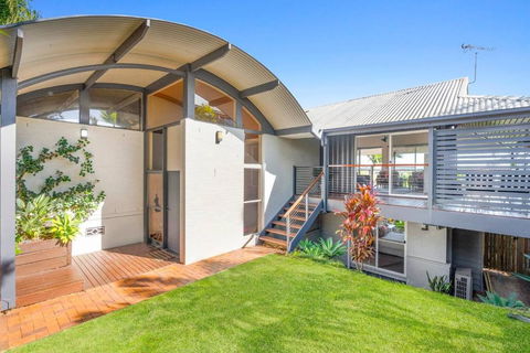 Paradise Palms - Resort Retreat With Panoramic Views - Tweed Heads Accommodation 2