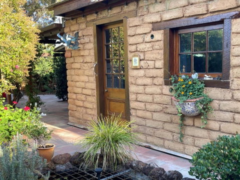 Patricias Garden Studio - Tweed Heads Accommodation 1