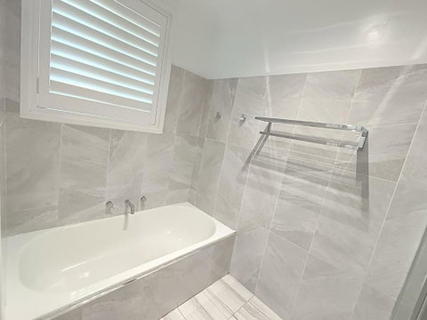 Peaceful Room In Modern Baulkham Hills Home - BH3 - Tweed Heads Accommodation 2