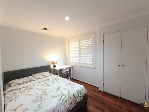 Peaceful Room In Modern Baulkham Hills Home - BH3 - Tweed Heads Accommodation 0