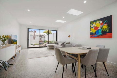 Peaceful Retreat With Backyard In Brunswick East - Tweed Heads Accommodation 1