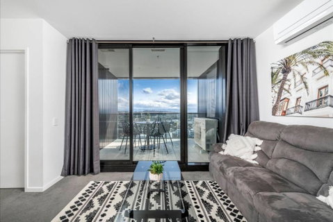 Penthouse Apartment In Belconnen - Tweed Heads Accommodation 3
