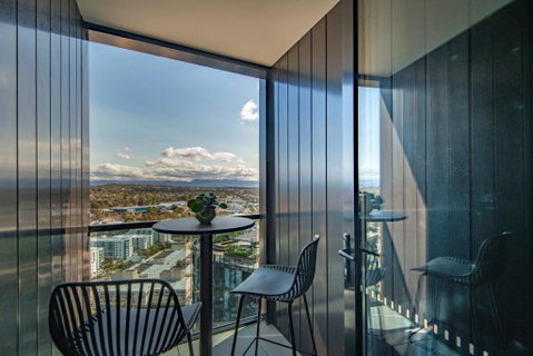 Penthouse Apartment In Belconnen - Tweed Heads Accommodation 1