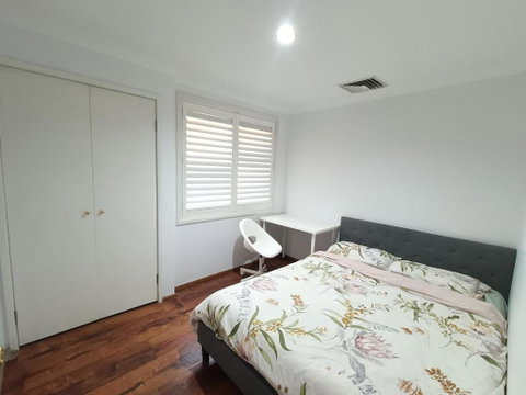 Peaceful Room In Modern And Spacious Baulkham Hills Home - BH2 - Tweed Heads Accommodation 1