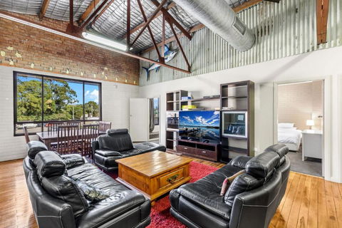 Platinum Precinct - The Apartment - Tweed Heads Accommodation 1