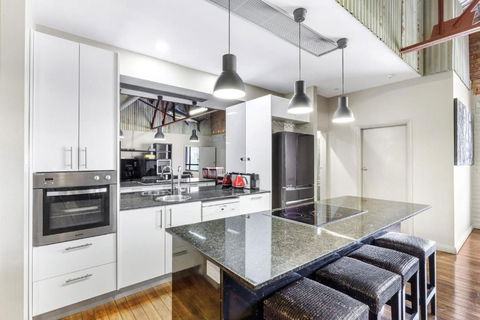 Platinum Precinct - The Apartment - Tweed Heads Accommodation 2