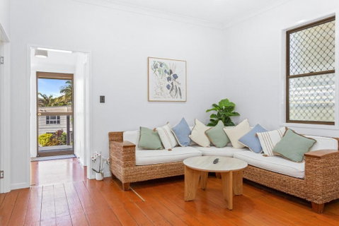 Perfect Cooee Bay Beach Getaway! - Tweed Heads Accommodation 0