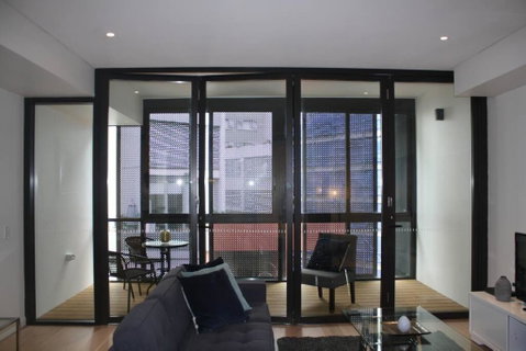 Perfect Large One Bedroom Plus Study - ALB09518 - Tweed Heads Accommodation 1