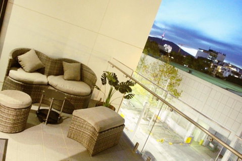 Perfectly Located Modern Apartment - Canberra CBD - Tweed Heads Accommodation 3