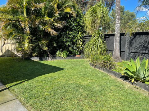 Pets Welcome Central And Convenient - Tweed Heads Accommodation 0
