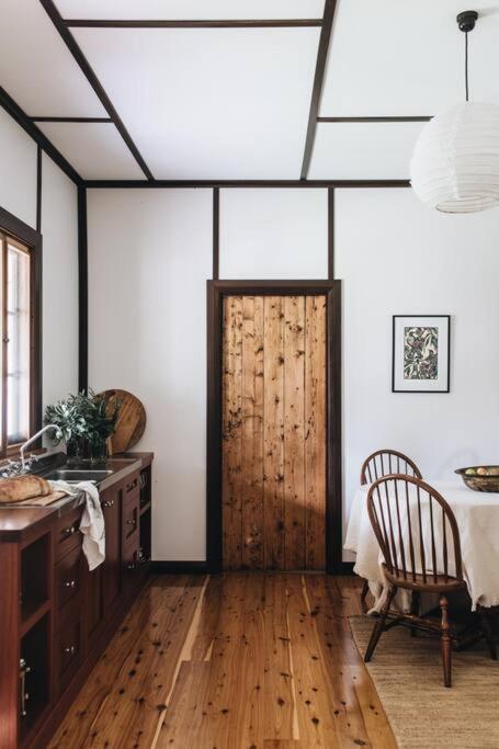 Pickers Hut - A Country Style Featured Dream Stay - Tweed Heads Accommodation 1