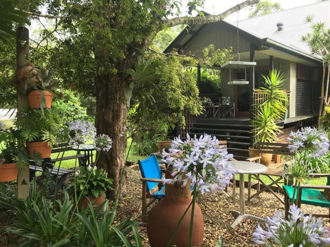 PK Illusions - Tweed Heads Accommodation 0