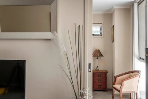 Quiet Apartment In Braddon ACT - Tweed Heads Accommodation 1