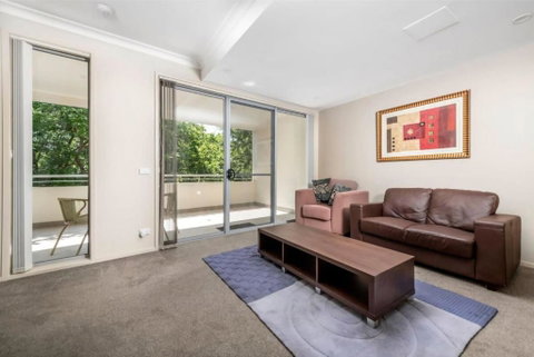 Quiet Apartment In Braddon ACT - Tweed Heads Accommodation 2