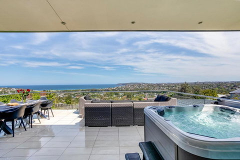 Pure Magical Views - Ocean Views - Tweed Heads Accommodation 3