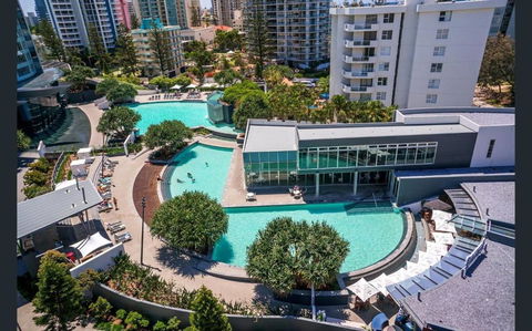 Q Tower At Surfers Paradise - From Level 3 - Private & Self Contained Apartments - Tweed Heads Accommodation 2