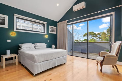 Quaint 4-Bed With Backyard 5-Min To The Beach - Tweed Heads Accommodation 1