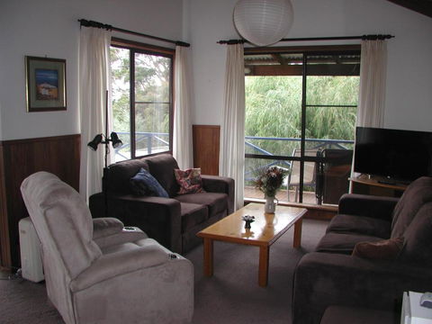 Rainbow House - Tweed Heads Accommodation 2