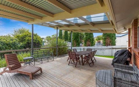 Ratties Residence 6 Carnegie St Port Ellliot - No Linen Included - Tweed Heads Accommodation 0