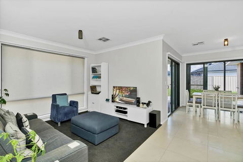 Red Gum Rise - Gateway To The Southern Highlands - Tweed Heads Accommodation 3