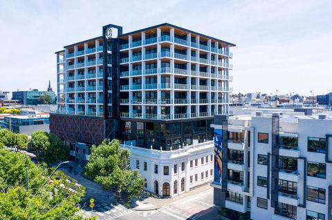 R Hotel Geelong - Tweed Heads Accommodation 0