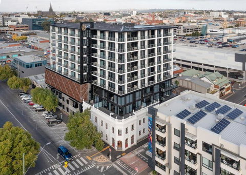 R Hotel Geelong - Tweed Heads Accommodation 2
