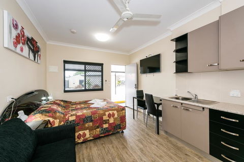 Athena Studio Units - Tweed Heads Accommodation 2