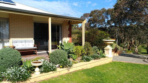 Austiny Bed And Breakfast Victor Harbor - Tweed Heads Accommodation 1