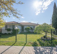 Autumn St - Trendy East Orange - Near CBD - Tweed Heads Accommodation