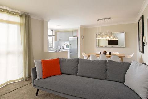Avalanche 6 - Sophisticated Style &modern Comfort With A Central Location - Tweed Heads Accommodation 2