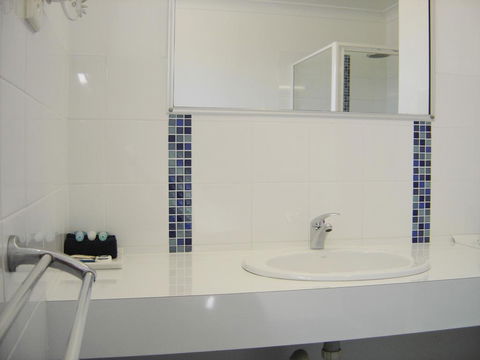 Avaleen Lodge Motor Inn - Tweed Heads Accommodation 1