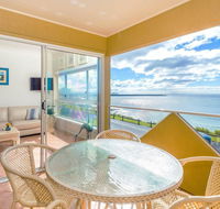 Avalon 1 - overlooking beautiful Convent Beach - Tweed Heads Accommodation