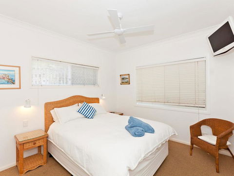 Avalon 2- Uninterrupted Views- Almost On The Beach! - Tweed Heads Accommodation 2