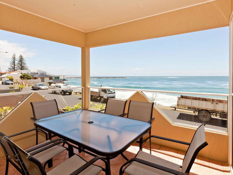 Avalon 2- Uninterrupted Views- Almost On The Beach! - Tweed Heads Accommodation 0