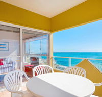 Avalon 4 - right across the road from convent beach - uninterrupted views - Tweed Heads Accommodation