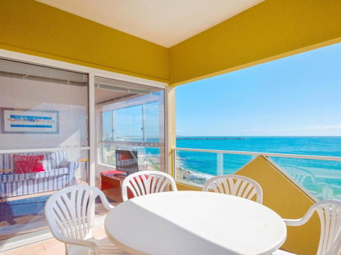 Avalon 4 - Right Across The Road From Convent Beach - Uninterrupted Views - Tweed Heads Accommodation 0