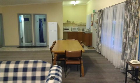 Avalon Motel - Tweed Heads Accommodation 1