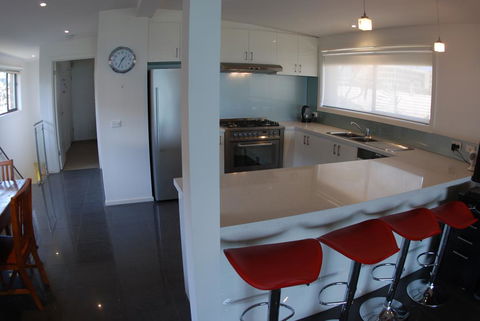 Award Winning Beach Front Retreat - Tweed Heads Accommodation 2