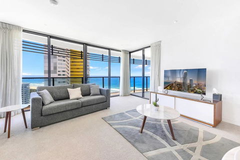 Awesome Ocean Views Broadbeach WiFi, Netflix, Wine - Tweed Heads Accommodation 1