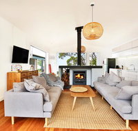 Ayana Beach House - Pet Friendly - Opposite Beach - Tweed Heads Accommodation