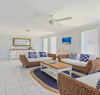 Azure Waters - perfectly positioned with ocean views - Tweed Heads Accommodation