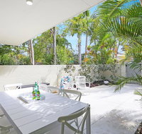 Back To The Moon - Tweed Heads Accommodation