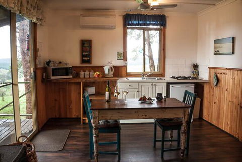 Balingup Heights Hilltop Forest Cottages - Tweed Heads Accommodation 1
