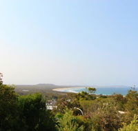 Barefoot 32 Skyline Crescent Crescent Head - Tweed Heads Accommodation