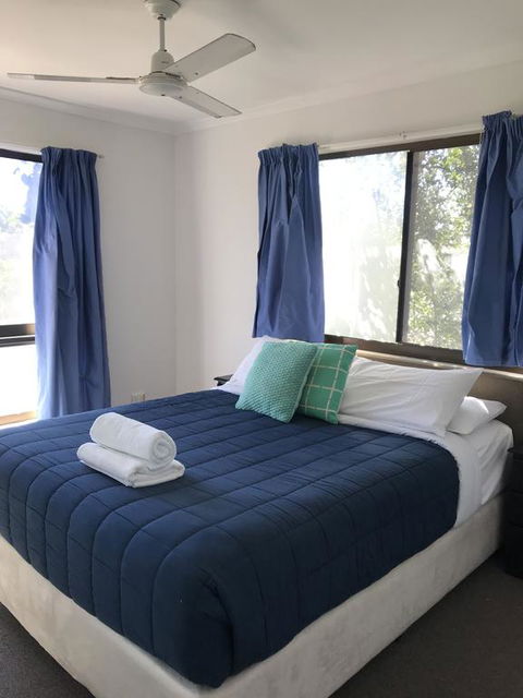 Bargara Beach Motor Inn - Tweed Heads Accommodation 1
