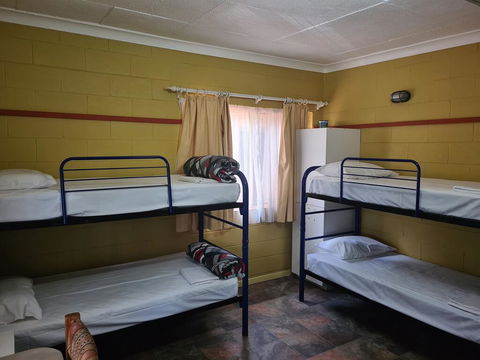 Bateman Bay Holiday Park & Batemans Bay YHA - Tweed Heads Accommodation 2
