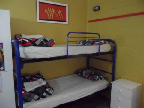 Bateman Bay Holiday Park & Batemans Bay YHA - Tweed Heads Accommodation 3