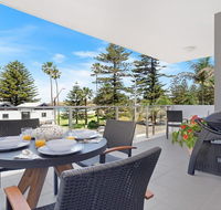 Bathers at the Beach - across from Surf Beach - Tweed Heads Accommodation