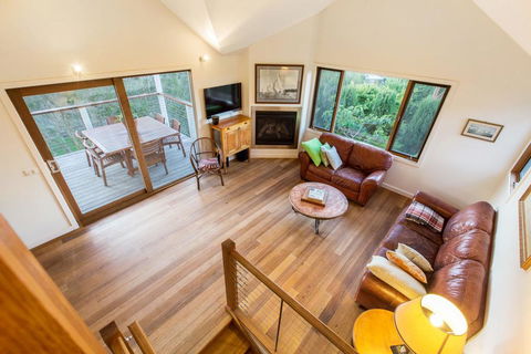 BAY VIEWS ON MANNA - DROMANA - Tweed Heads Accommodation 1