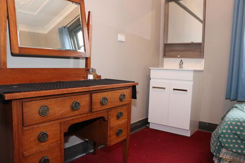 Bayview Hotel - Batemans Bay - Tweed Heads Accommodation 1